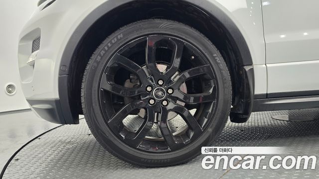 Land Rover Range Rover Evoque 2.2 SD4 Dynamic 2013 — фото 5