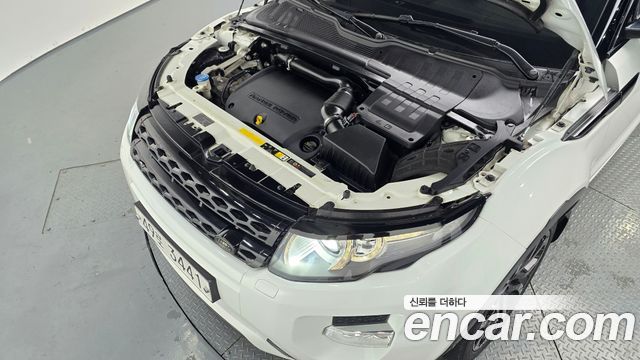 Land Rover Range Rover Evoque 2.2 SD4 Dynamic 2013 — фото 6