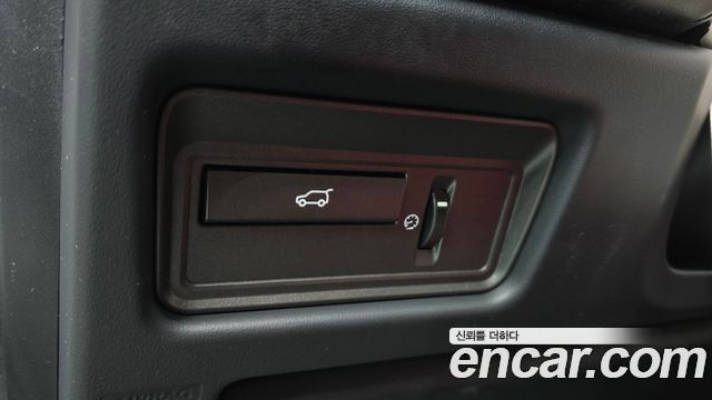 Land Rover Range Rover Evoque 2.2 SD4 Dynamic 2013 — фото 18