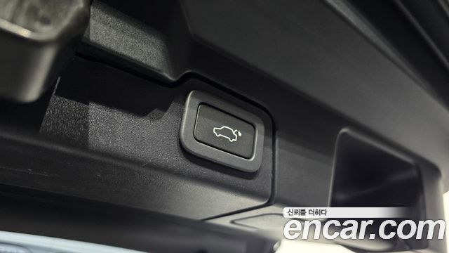 Land Rover Range Rover Evoque 2.2 SD4 Dynamic 2013 — фото 23
