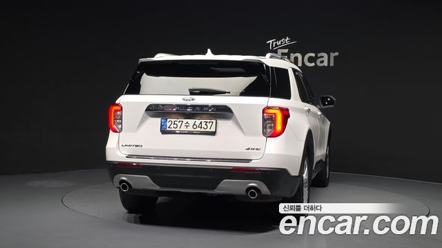 Ford Explorer (VI) 2.3 LimIted 4WD 2021 — фото 4