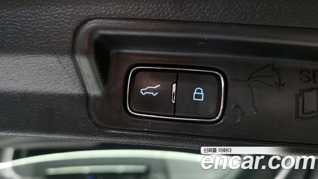 Ford Explorer (VI) 2.3 LimIted 4WD 2021 — фото 31