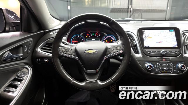 Chevrolet Malibu 1.5 Turbo LT Deluxe 2017 — фото 12