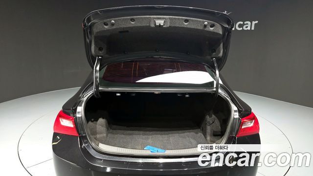 Chevrolet Malibu 1.5 Turbo LT Deluxe 2017 — фото 20