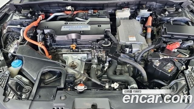 Honda Accord 2.0 Hybrid 9th 2017 — фото 6