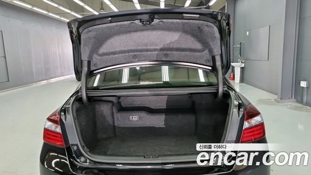 Honda Accord 2.0 Hybrid 9th 2017 — фото 22