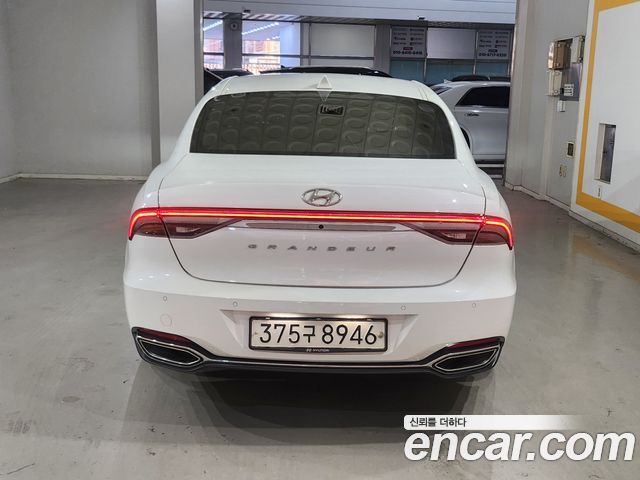 Hyundai Grandeur (IG) 3.0 LPi (Taxi) Deluxe 2023 — фото 4