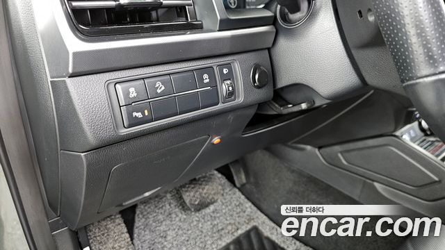 KG Mobility (SsangYong) Rexton Sports Khan Diesel 2.2 4WD Culman Noblesse 2024 — фото 15