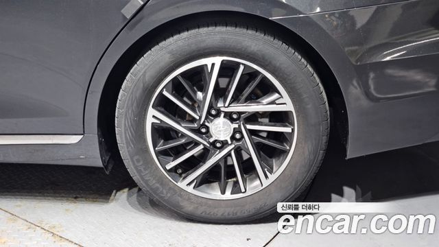 Hyundai Grandeur (IG) 3.0 LPi Rent Car Premium 2022 — фото 21