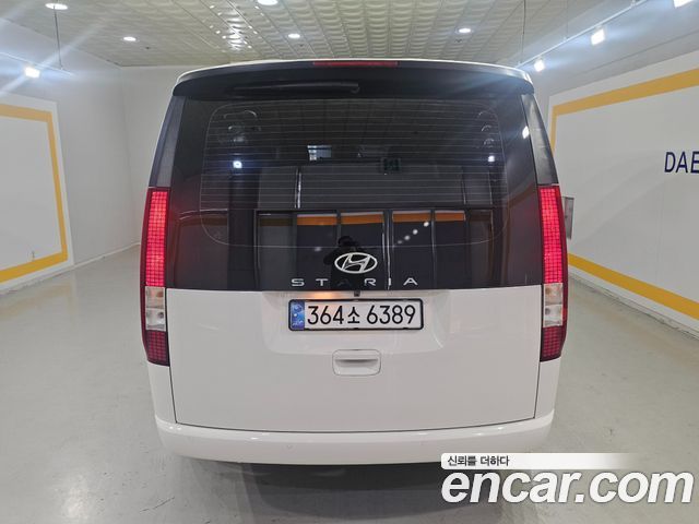 Hyundai Staria Tourer 9-Seater Modern 2022 — фото 5
