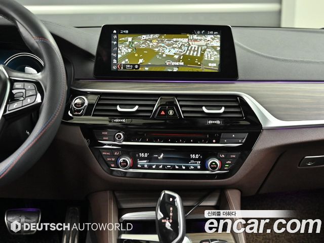 BMW 5 Series (G30) 530i M Sport Package Plus 2017 — фото 19