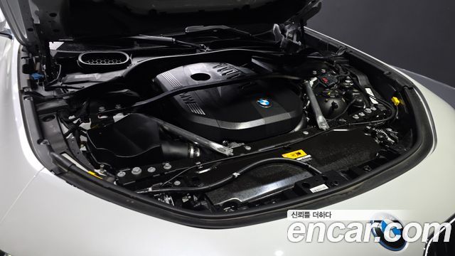 BMW 7 Series (G70) 750e xDrive Design Pure Excellence 2025 — фото 6