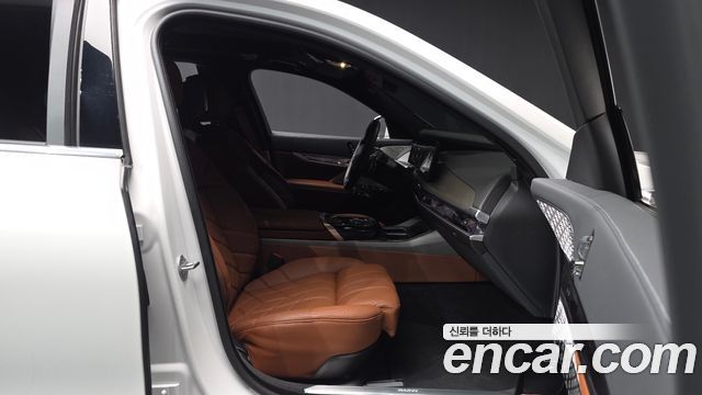 BMW 7 Series (G70) 750e xDrive Design Pure Excellence 2025 — фото 15