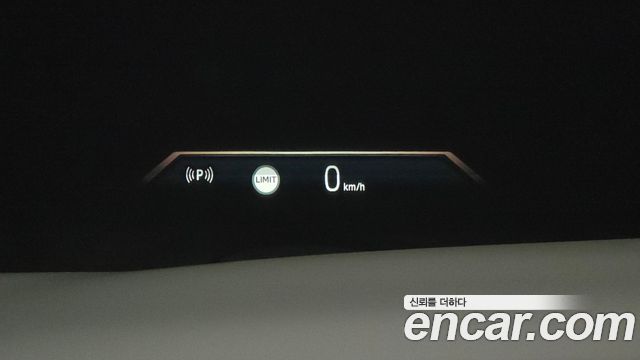 BMW 7 Series (G70) 750e xDrive Design Pure Excellence 2025 — фото 20