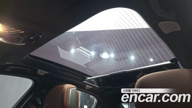 BMW 7 Series (G70) 750e xDrive Design Pure Excellence 2025 — фото 23