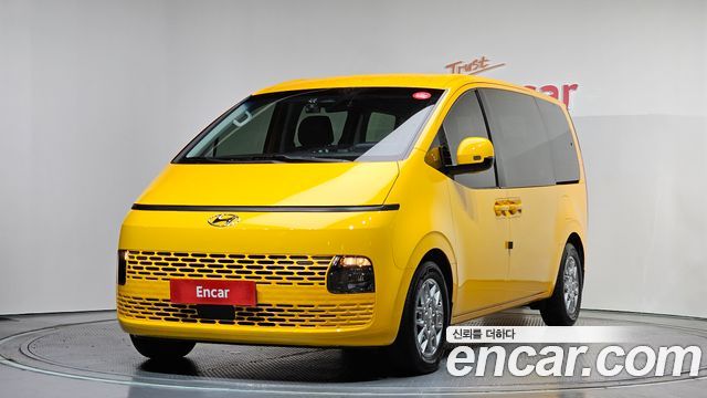 Hyundai Staria Tourer 11-Seater Modern 2022 — фото 1