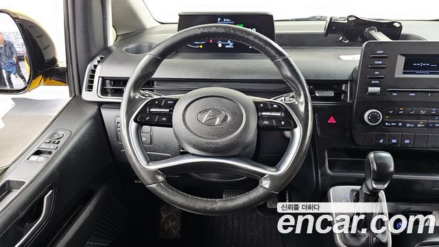 Hyundai Staria Tourer 11-Seater Modern 2022 — фото 13