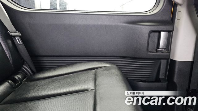Hyundai Staria Tourer 11-Seater Modern 2022 — фото 25