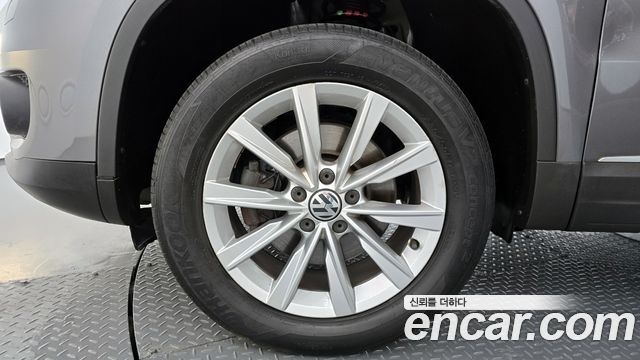 Volkswagen Tiguan 2.0 TDI Comfort 5N 2015 — фото 5