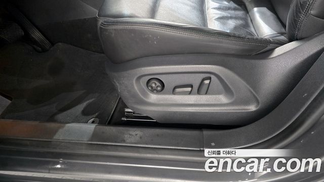 Volkswagen Tiguan 2.0 TDI Comfort 5N 2015 — фото 19