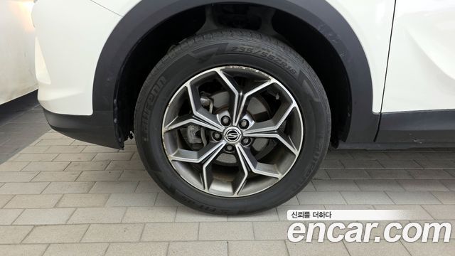 KG Mobility (SsangYong) Beautiful Korando Gasoline 1.5 2WD C5 2022 — фото 5