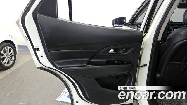 KG Mobility (SsangYong) Beautiful Korando Gasoline 1.5 2WD C5 2022 — фото 31