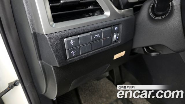KG Mobility (SsangYong) Beautiful Korando Gasoline 1.5 2WD C5 2022 — фото 34