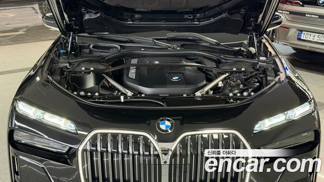 BMW 7 Series (G70) 740i xDrive M Sport 2025 — фото 6