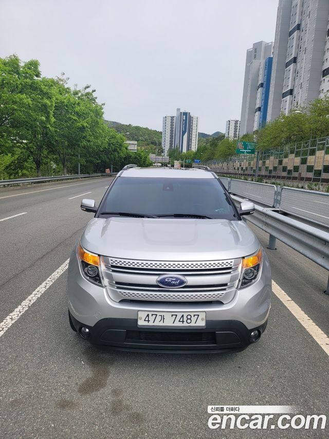Ford Explorer 3.5 Limited 4WD 5th