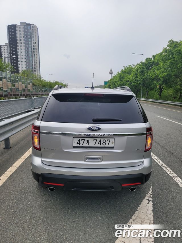 Ford Explorer 3.5 Limited 4WD 5th 2014 — фото 3