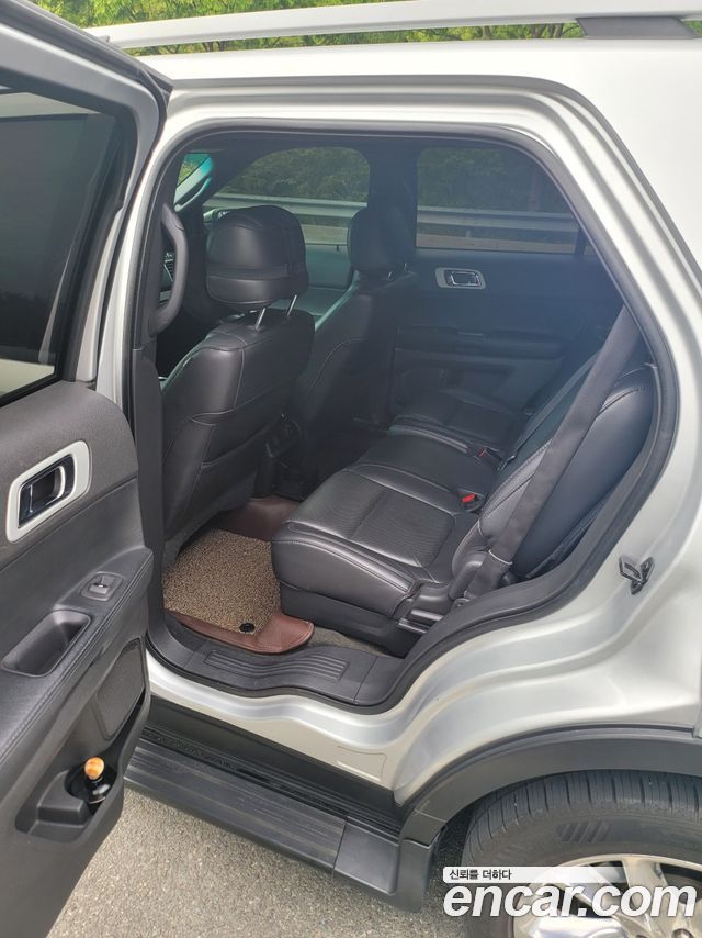 Ford Explorer 3.5 Limited 4WD 5th 2014 — фото 7