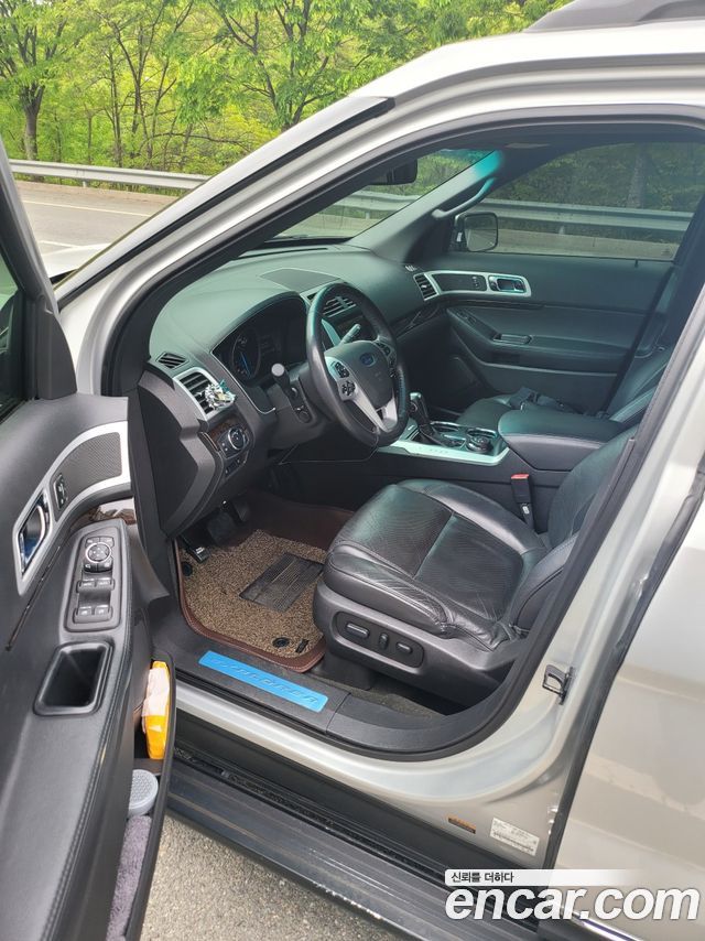 Ford Explorer 3.5 Limited 4WD 5th 2014 — фото 8