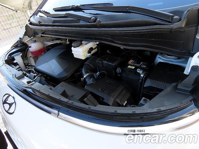 Hyundai Staria 4WD Tourer 9-Seater Modern 2023 — фото 6