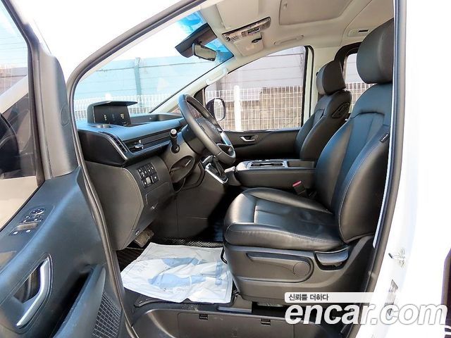 Hyundai Staria 4WD Tourer 9-Seater Modern 2023 — фото 7