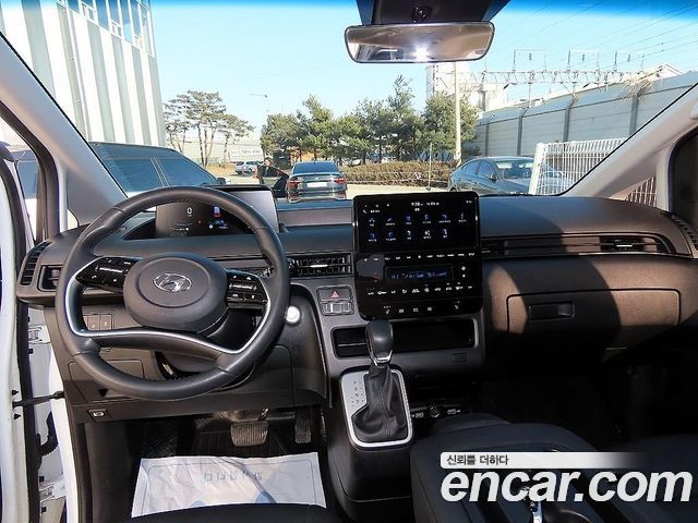 Hyundai Staria 4WD Tourer 9-Seater Modern 2023 — фото 19
