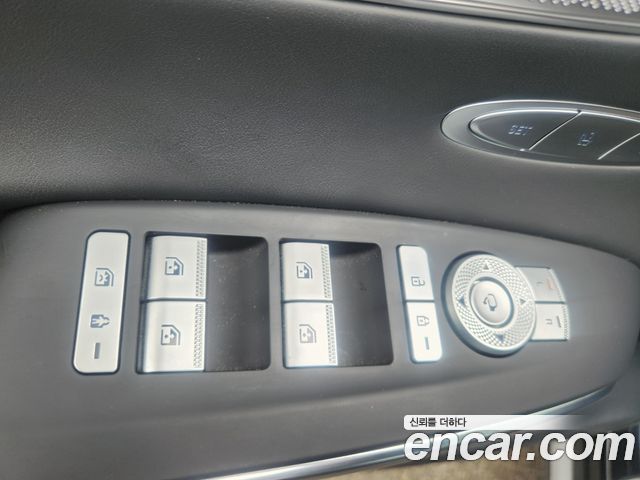 Genesis GV70 2.5T Gasoline AWD 2024 — фото 20