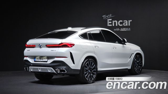 BMW X6 (G06) xDrive40i M Sport 2025 — фото 2