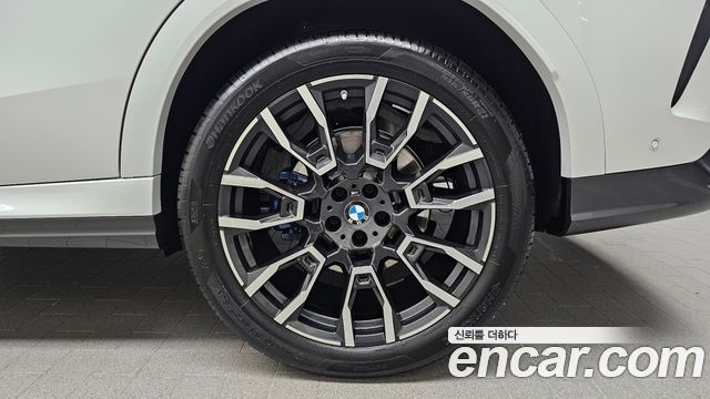 BMW X6 (G06) xDrive40i M Sport 2025 — фото 21