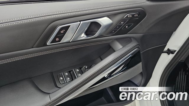 BMW X6 (G06) xDrive40i M Sport 2025 — фото 26