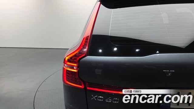Volvo XC60 (II) B6 Inscirtion 2021 — фото 23
