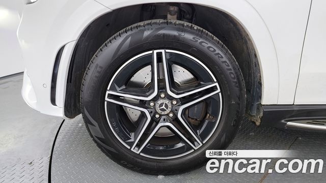 Mercedes-Benz GLE-Class (W167) GLE450 4MATIC 2021 — фото 5