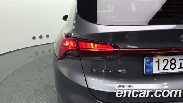 Hyundai Santa Fe Gasoline 2.5T 4WD Exclusive 2023 — фото 29