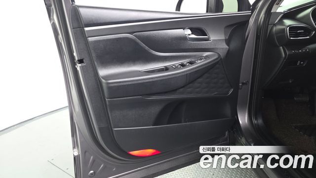 Hyundai Santa Fe Gasoline 2.5T 4WD Exclusive 2023 — фото 30