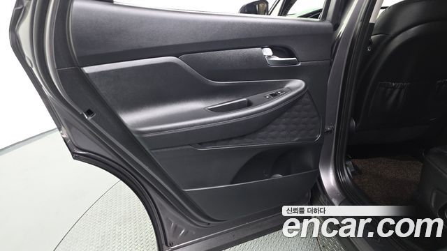 Hyundai Santa Fe Gasoline 2.5T 4WD Exclusive 2023 — фото 31
