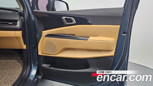 Kia Carnival (IV) Diesel 9-Seater Prestige 2023 — фото 25