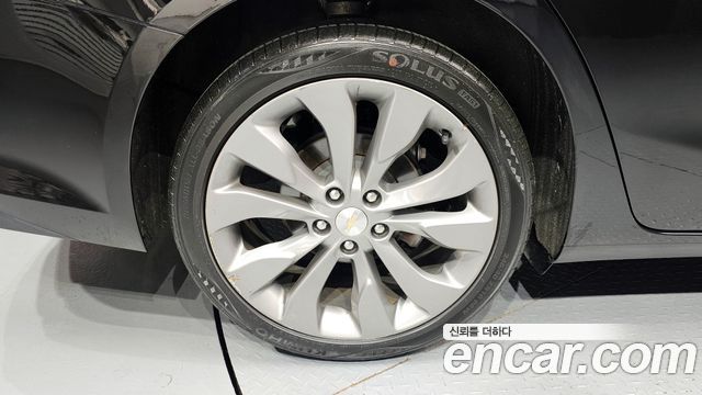 Chevrolet Malibu 2.0 Turbo Premier Special 2019 — фото 5