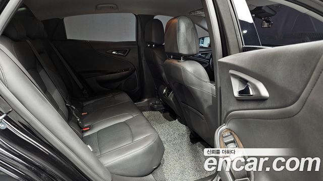 Chevrolet Malibu 2.0 Turbo Premier Special 2019 — фото 12