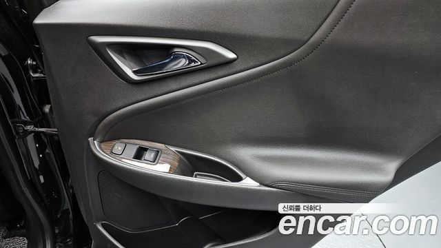 Chevrolet Malibu 2.0 Turbo Premier Special 2019 — фото 25