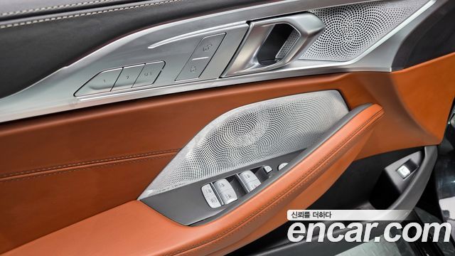 BMW 8 Series (G15) M850i xDrive Gran Coupe 2024 — фото 33