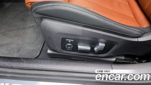 BMW 8 Series (G15) M850i xDrive Gran Coupe 2024 — фото 37